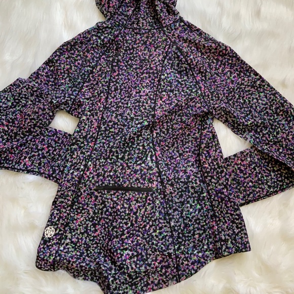 NWT Lululemon SeaWheeze Reflective Windbreaker SW - Picture 2 of 3